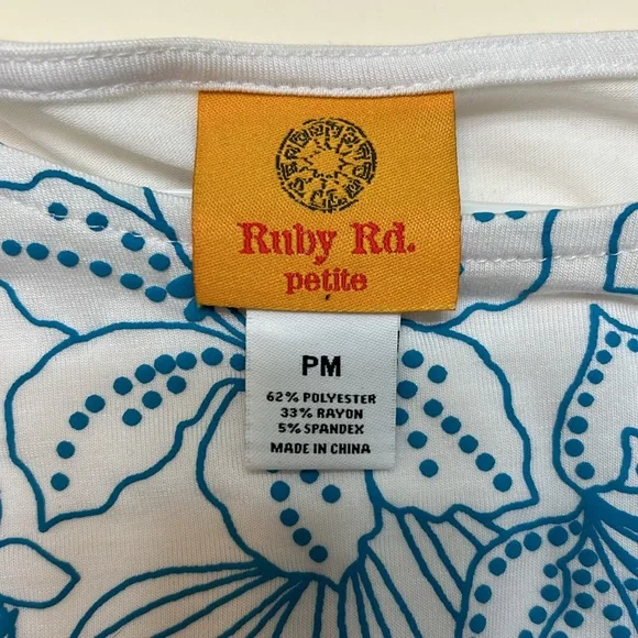 Ruby Rd Petite Top - Picture 4 of 4